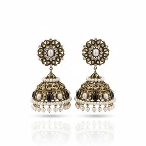 Elegant Gold and Black Pearl Earrings